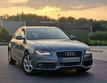 Audi A4 2.0TDi 09/2011 Boîte automatique Eu5 295DKM + CONTRÔ, Autos, Entreprise, Carnet d'entretien, A4, Noir