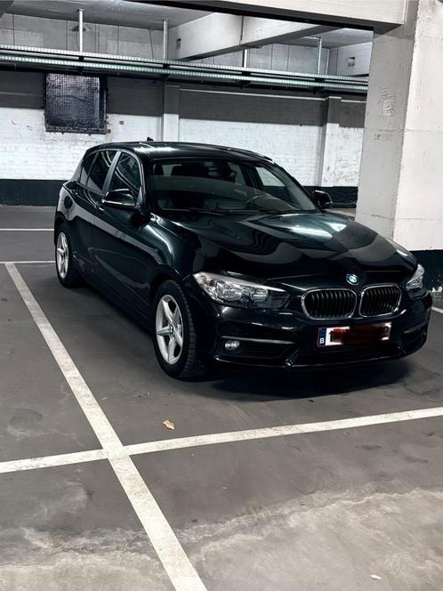 BMW 118 automatique a vendre, Auto's, BMW, Particulier, 1 Reeks, Lederen bekleding, Diesel, Euro 6, 5 deurs, Automaat, Zwart, Zwart