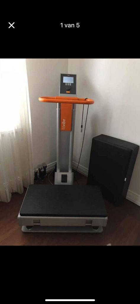 Provisioneel trilplaat fitvibe, Sport en Fitness, Fitnessapparatuur, Trilplaat, Armen, Benen, Borst, Buik, Rug, Metaal, Ophalen