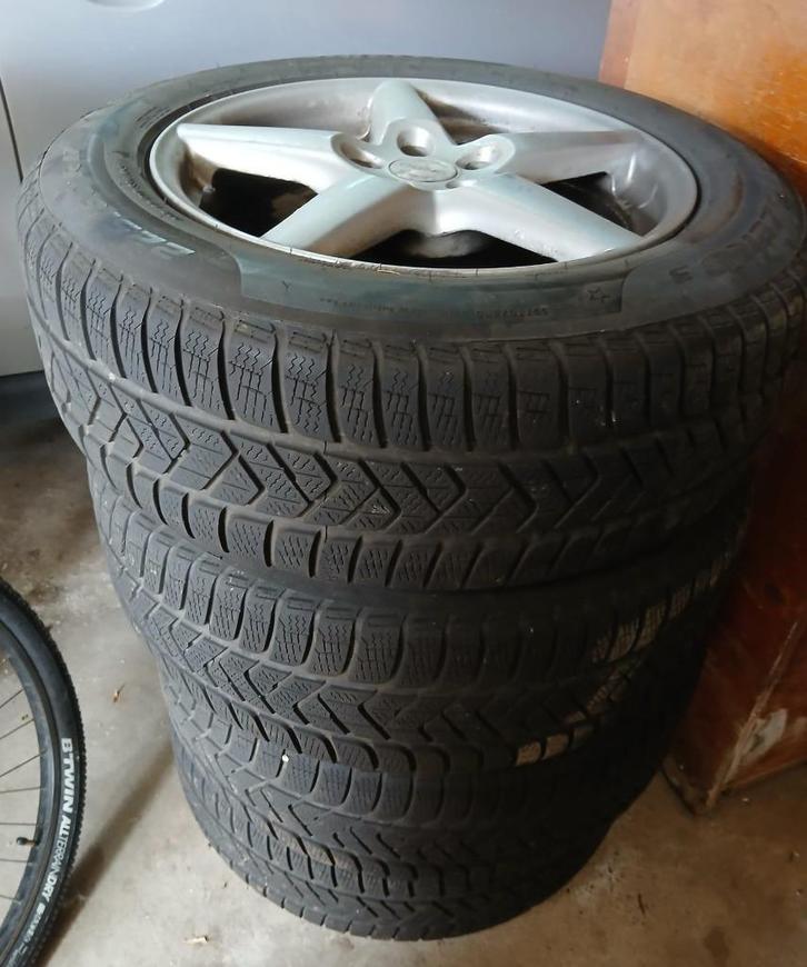 4 velgen Enzo 5/114.3 7,5/17/38 + Pirelli winter 225 60 R17, Auto-onderdelen, Banden en Velgen, Banden en Velgen, Winterbanden
