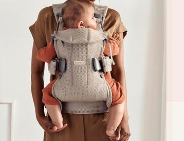 Babydrager beschikbaar voor biedingen