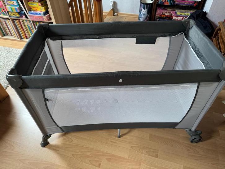 Lit parapluie à 2 niveaux, Kinderen en Baby's, Babywiegjes en Ledikanten, Zo goed als nieuw, Reisbedje, Ophalen