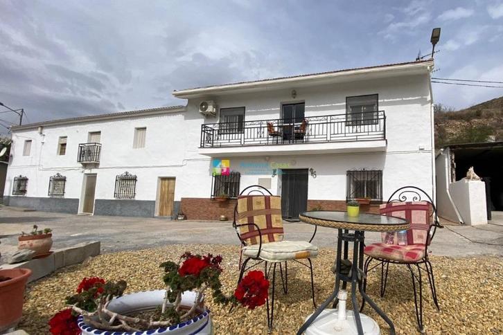 Spanje (Andalusië)- woning met 5 slpkmr en 2bdkmrs en tuin, Immo, Buitenland, Spanje, Woonhuis, Landelijk