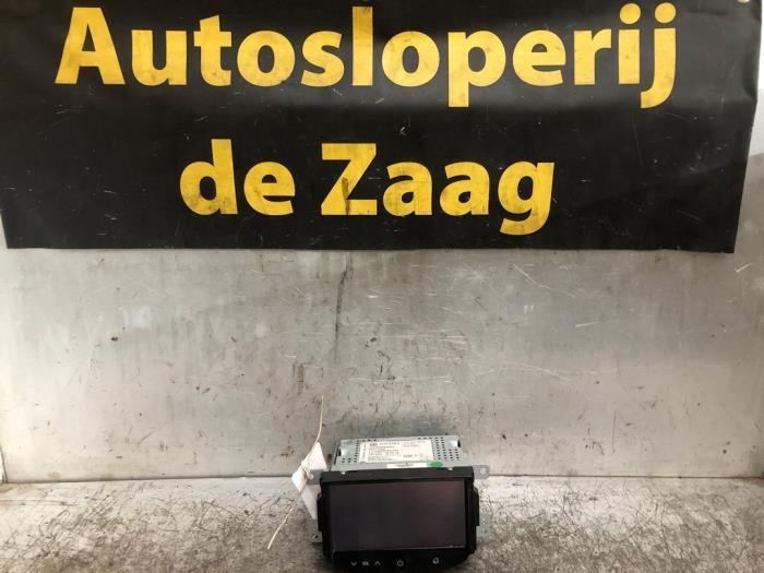Radio van een Opel Corsa, Auto-onderdelen, Elektronica en Kabels, Opel, Gebruikt, 3 maanden garantie, Ophalen of Verzenden