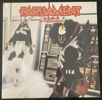 LP Parliament - The Clones Of Dr. Funkenstein (New - Sealed) beschikbaar voor biedingen