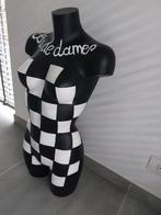 Damspel Borstbeeld, Ophalen