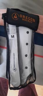 Hockey adulte protège tibia et gant, Sports & Fitness, Hockey, Enlèvement