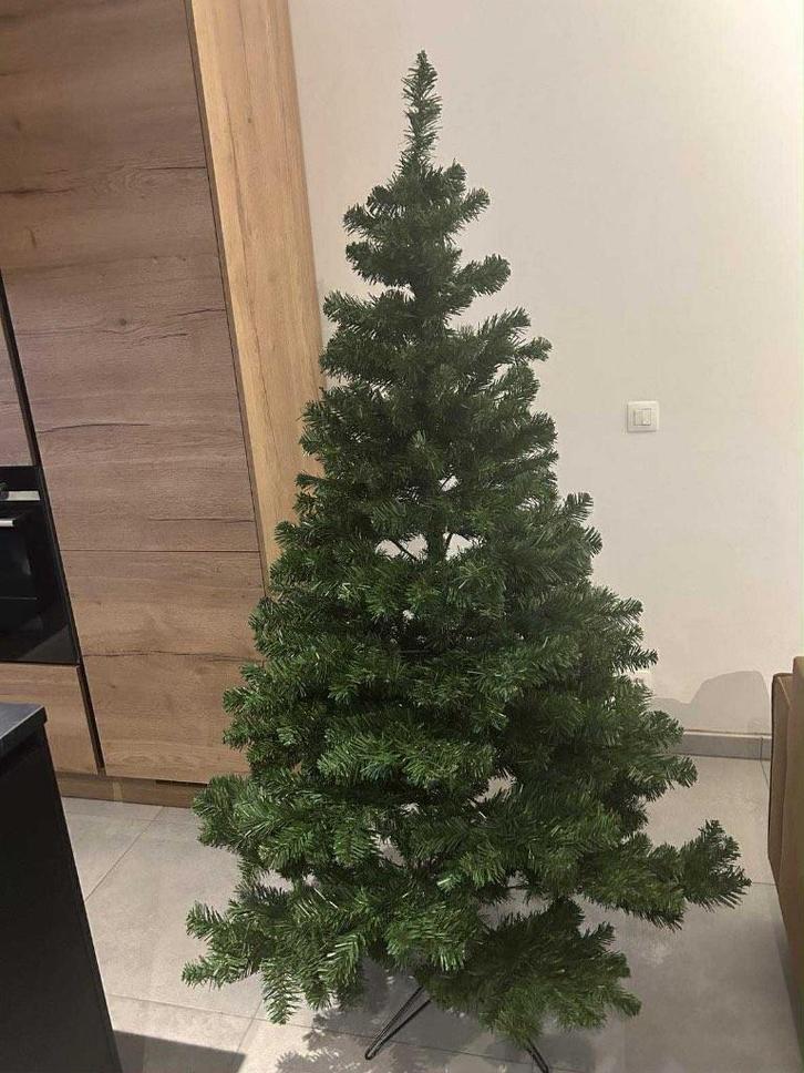Kunstkerstboom - 180 cm hoog, Diversen, Kerst, Zo goed als nieuw, Ophalen