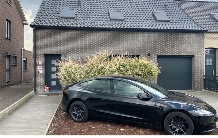 Immobilier à vendre à Mol, Immo, Appartements & Studios à louer, Province d'Anvers, 50 m² ou plus