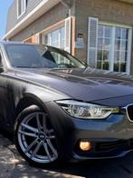 BMW 318i 2017 124.000kms AUTOMAAT, Auto's, BMW, Te koop, Zilver of Grijs, Berline, Benzine