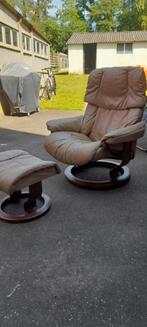 Stressless relaxzetel met voetbankje, Huis en Inrichting, Zetels | Zetels, Ophalen
