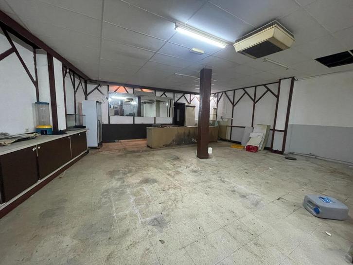 Handelsruimte in Borgerhout te koop, Immo, Huizen en Appartementen te koop, Antwerpen (stad), 200 tot 500 m², Overige soorten