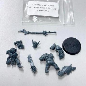 Orruk Warclans Ardboys 2023 sculpt Arboy-A warhammer figuur beschikbaar voor biedingen