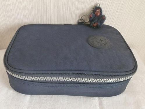 Kipling zeer grote pennenzak „100 pennen” blauw acroniem + a, Diversen, Schoolbenodigdheden, Gebruikt, Ophalen of Verzenden