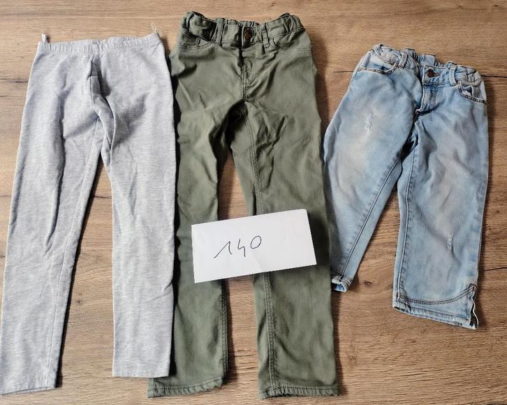 Set 3 broeken maat 140, Kinderen en Baby's, Kinderkleding | Maat 140, Gebruikt, Jongen of Meisje, Broek, Ophalen of Verzenden