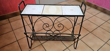 Kranten en tijdschriftenbakje - vintage beschikbaar voor biedingen