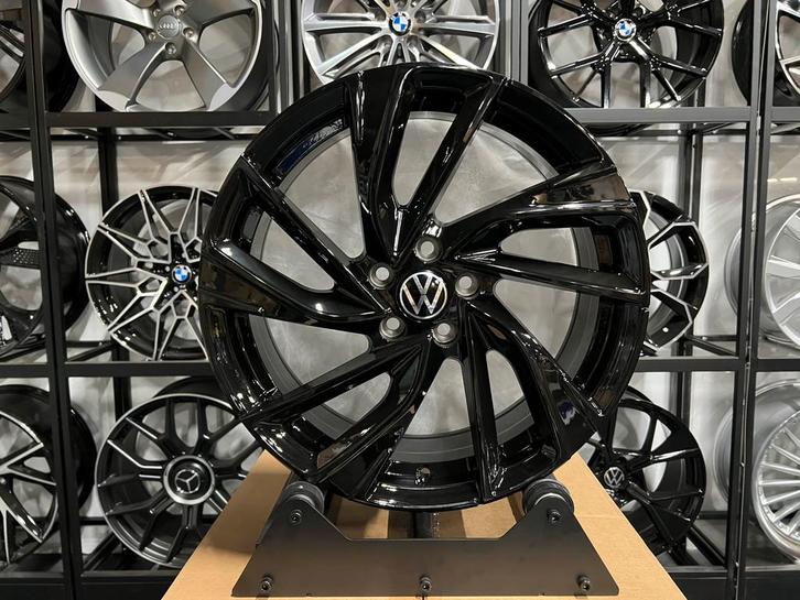 17'' Volkswagen Polo velgen ADELAIDE LOOK 5X100 Audi A1, Auto-onderdelen, Banden en Velgen, Velg(en), 17 inch, Nieuw, Ophalen of Verzenden