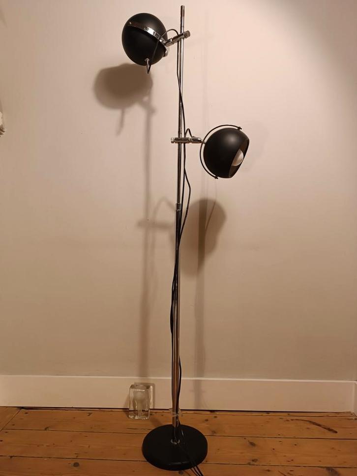 Zwarte Bollenlamp Vintage, Huis en Inrichting, Lampen | Vloerlampen, Gebruikt, 100 tot 150 cm, Metaal, Ophalen