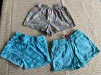 lot van 3 meisjes shortjes maat 110, Ophalen of Verzenden, Zo goed als nieuw, Meisje, Overige typen