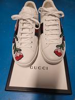 Bloeme Gucci, Kleding | Dames, Schoenen, Ophalen of Verzenden, Wit, Instappers, Gucci