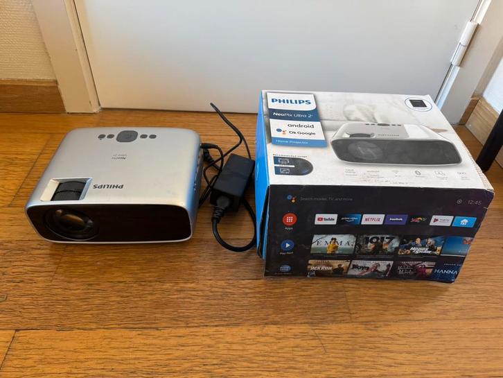 Philips NeoPix Ultra 2+ NPX645 Thuisprojector, TV, Hi-fi & Vidéo, Projecteurs vidéo, LCD, Autres résolutions, Enlèvement
