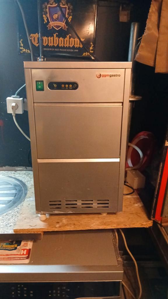 Professionele GGM Gastro ijsmachine, Huis en Inrichting, Kasten | Lockerkasten, Zo goed als nieuw, Ophalen