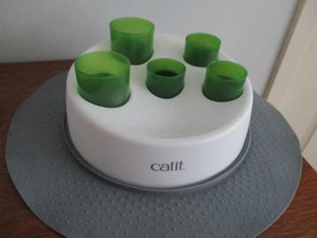 speelgoed voor kat beschikbaar voor biedingen