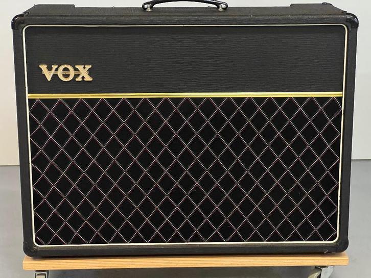 Vox AC 30  Solid State - Anno 1977, Muziek en Instrumenten, Versterkers | Bas en Gitaar, Gebruikt, Gitaar, Minder dan 50 watt