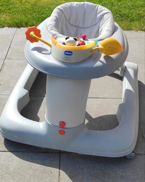 Chicco mooie stevige loopwagen / looptrainer baby peuter, Kinderen en Baby's, Speelgoed | Buiten | Los speelgoed, Zo goed als nieuw