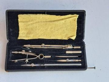 Très ancien compas dans sa boîte d'origine (complet), Antiquités & Art, Enlèvement