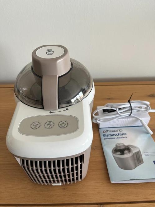 Ijsmachine, Elektronische apparatuur, IJsmachines, Zo goed als nieuw, Zelfvriezend, Ophalen
