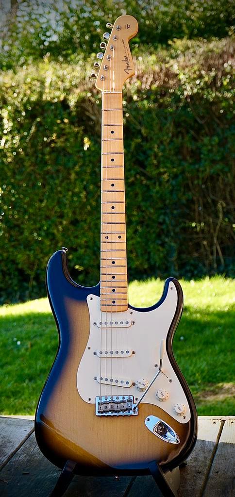 Fender Stratocaster Eric Johnson, Muziek en Instrumenten, Snaarinstrumenten | Gitaren | Elektrisch, Zo goed als nieuw, Fender