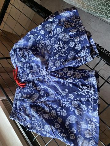 zwemshort beschikbaar voor biedingen