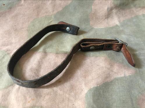 WH Stahlhelm kinriem (4), Verzamelen, Militaria | Tweede Wereldoorlog, Ophalen of Verzenden