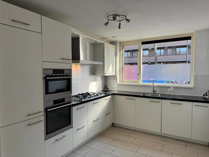 Complete Hoekkeuken + Apparatuur AEG/Siemens + GEDEMONTEERD, Huis en Inrichting, Keuken | Complete keukens, Hoekkeuken, Ophalen of Verzenden