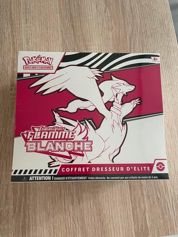 ETB pokemon flamme blanche, Collections, Transformers, Enlèvement, Comme neuf