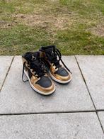 Air Jordans maat 36 - GOUD/ZWART, Ophalen, Nieuw, Schoenen