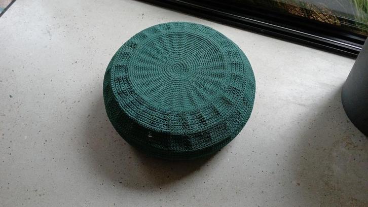 Groene zitzak van IKEA — stevig, stijlvol en veelzijdig, Huis en Inrichting, Zetels | Voetbanken en poefs, Zo goed als nieuw, 50 tot 75 cm