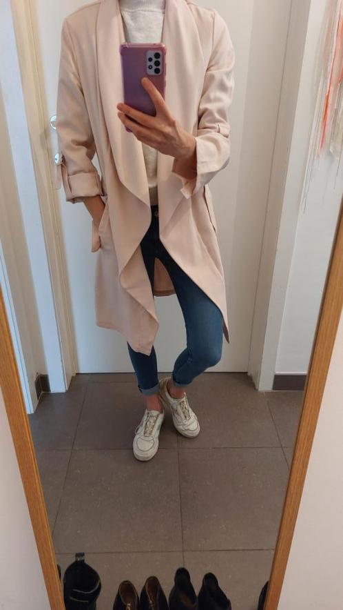 Nieuwe prachtige lichtroze trench mantel, Kleding | Dames, Jassen | Winter, Nieuw, Maat 36 (S), Roze, Ophalen of Verzenden