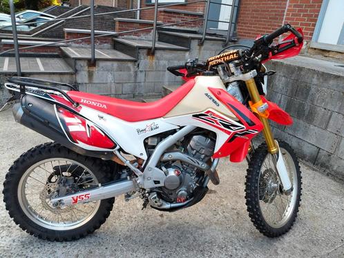 CRF 250 L 2017, Fietsen en Brommers, Brommers | Crossbrommers, Zo goed als nieuw, Ophalen