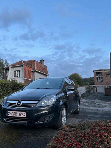 Opel zafira beschikbaar voor biedingen
