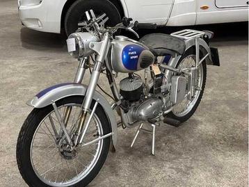 Paris Sport - Oldtimer - Motorfiets beschikbaar voor biedingen