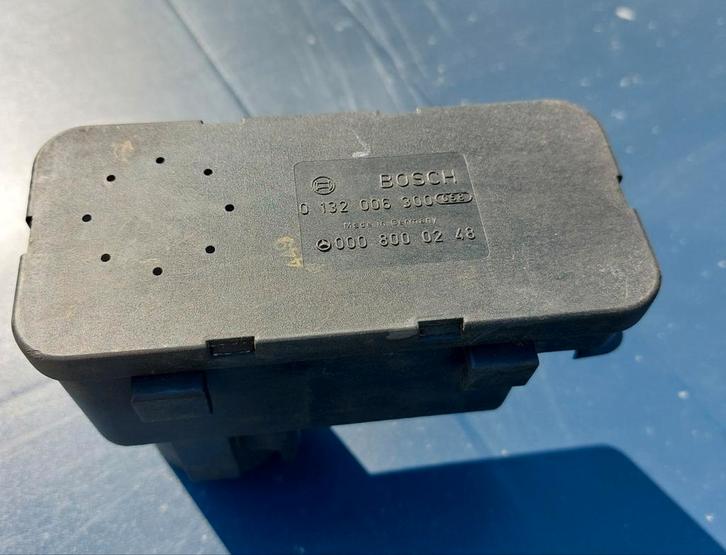 Mercedes-Benz W201 W126 pomp met centrale vergrendeling, Auto-onderdelen, Elektronica en Kabels, Mercedes-Benz, Gebruikt, Ophalen of Verzenden