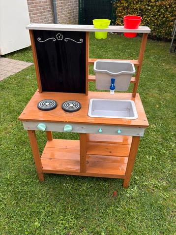 Buitenkeuken kind beschikbaar voor biedingen