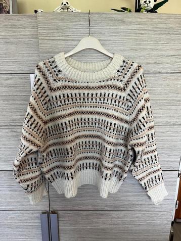 Prachtige nieuwe trui Only ~ XL beschikbaar voor biedingen