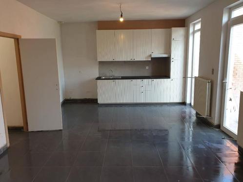 Te huur Woning Izegem 740€/m  volledig geronveerd. 3slk, tui, Immo, Huizen te huur, Provincie West-Vlaanderen, Tussenwoning, Direct bij eigenaar
