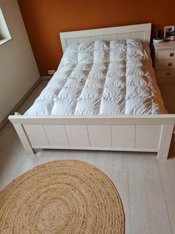 Complete, mooie en zeer stevige witte slaapkamer 