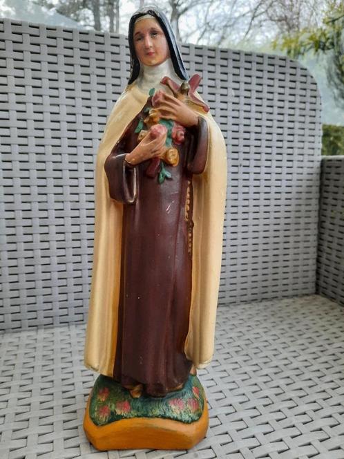 Statue de Sainte Thérèse, chapelet, église à brocantes, Antiquités & Art, Antiquités | Objets religieux, Enlèvement ou Envoi