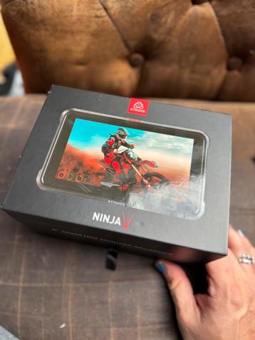 Atomos Ninja V met custom geheugen beschikbaar voor biedingen