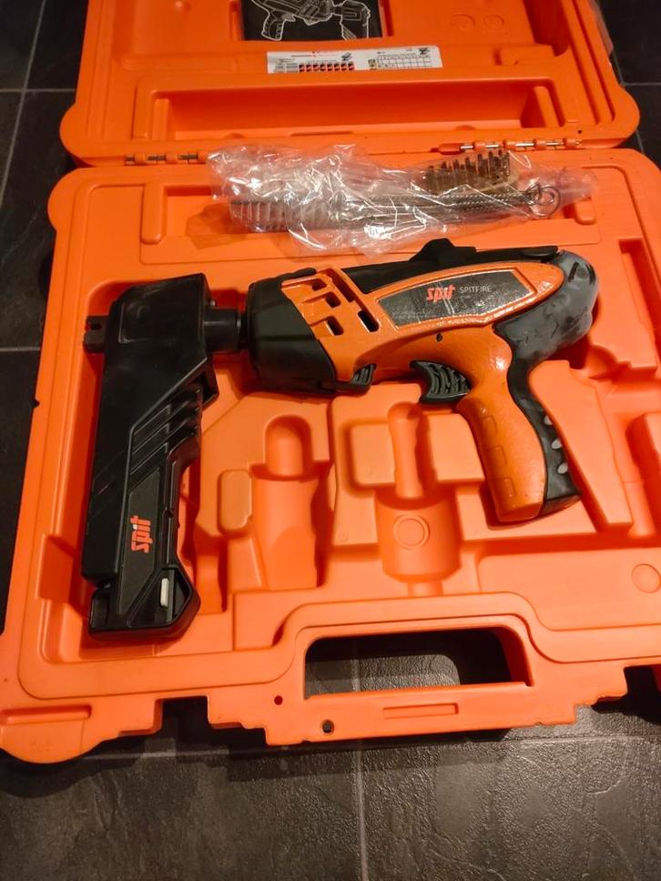 SPIT P560 Spitfire kruitschiethamer in koffer (incl. magazij, Doe-het-zelf en Bouw, Gereedschap | Overige machines, Zo goed als nieuw